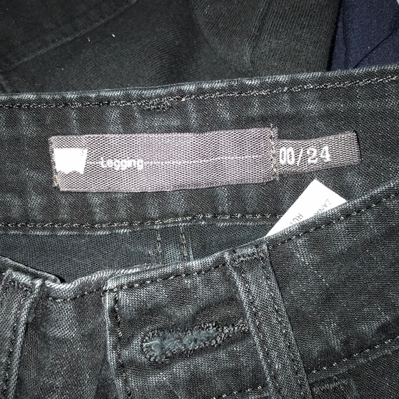 Jeans - Picture 2 of 4